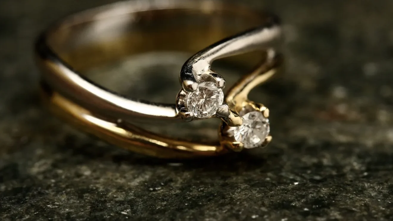 Alliance femme originale : 7 styles qui s’imposent en 2026